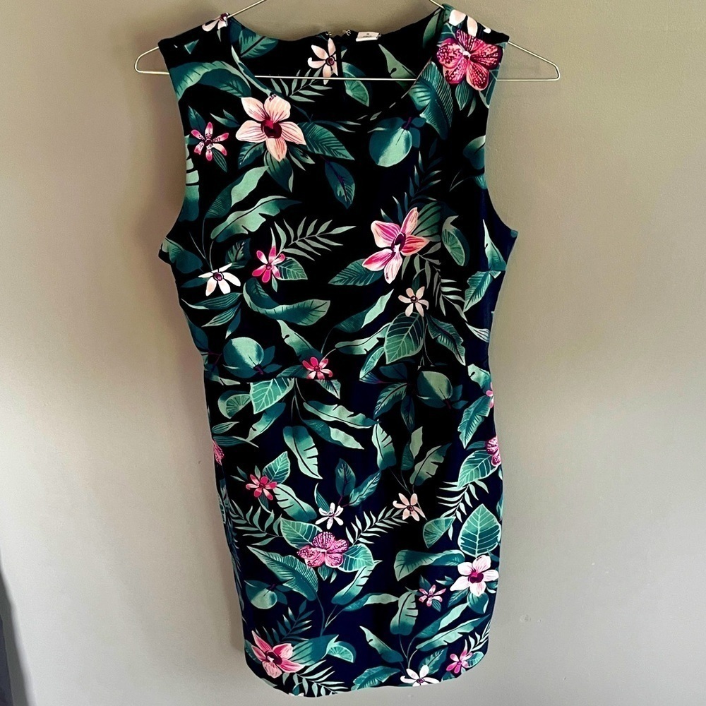 Old Navy Mini - Dress Navy Green Floral Hawaii Vacation Beach Party size M